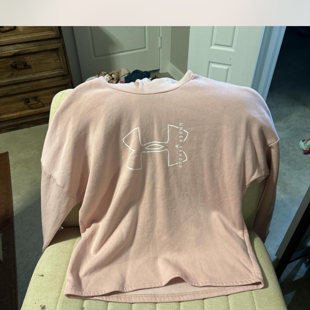 Under Armour Pink Sweatshirt Soft Comfortable Hoodie